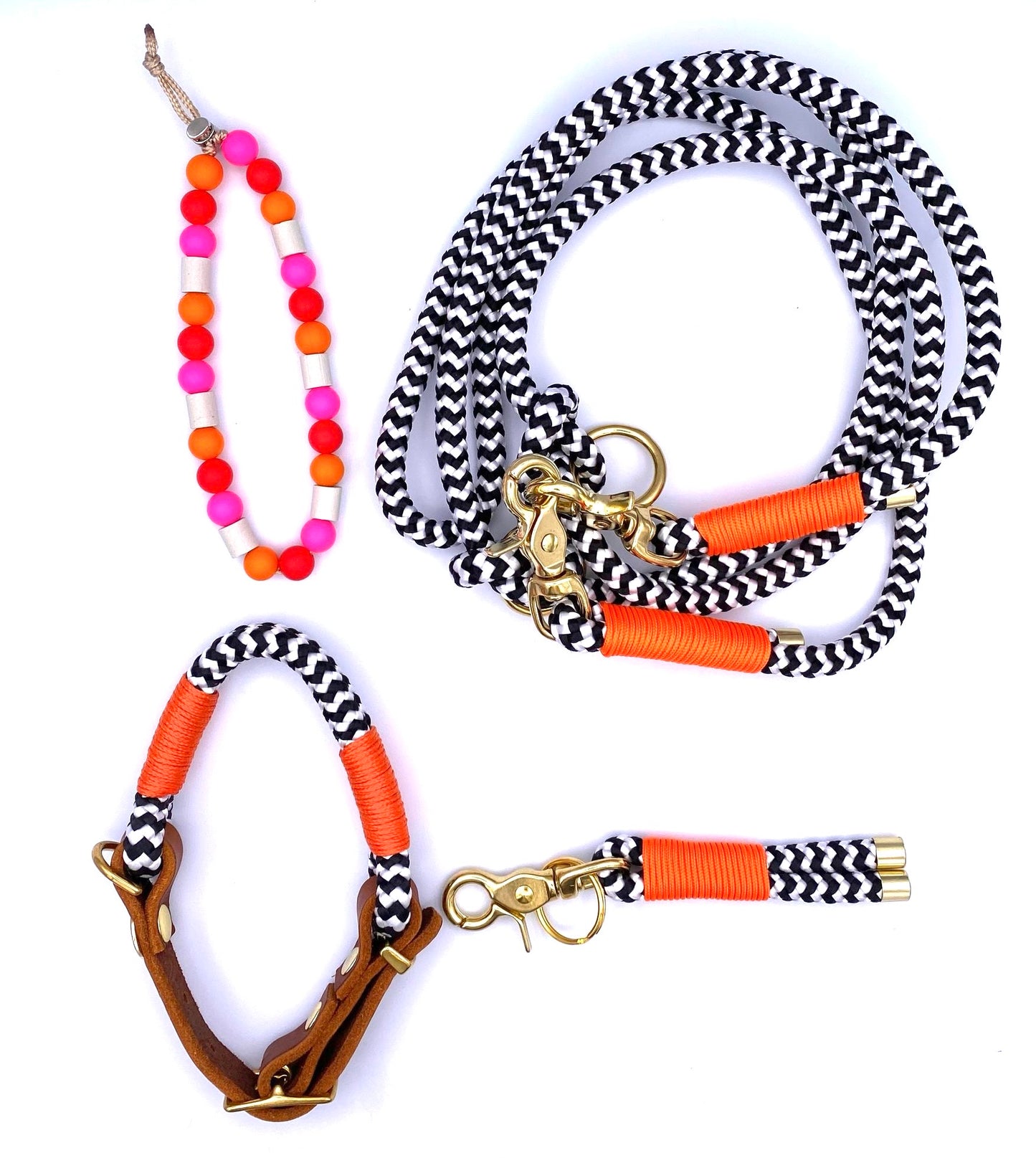 no.8 Tau-Leder-Halsband