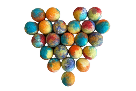 Regenbogenball Naturfilz