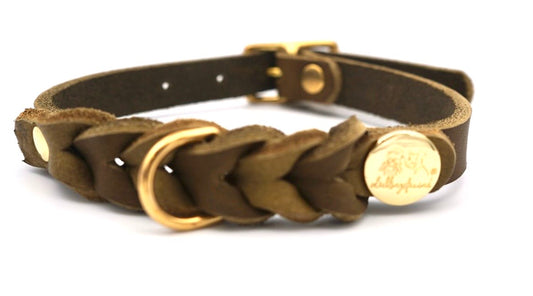 no. 3 Lederhalsband geflochten Oliv